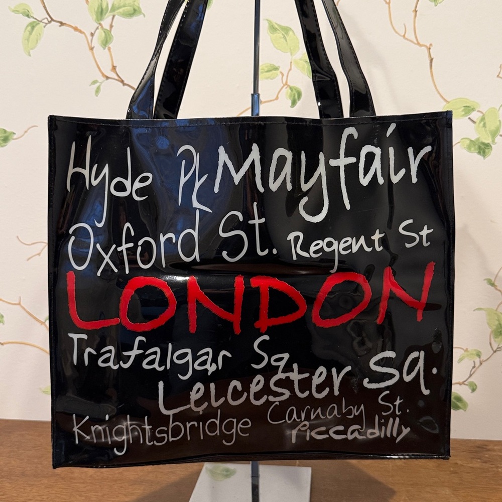 London Themed Souvenir Black Tote Bag